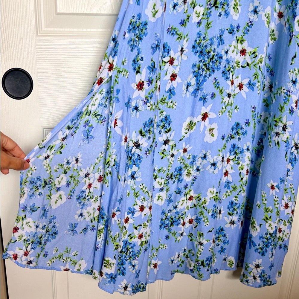 Banana Republic Light Blue Floral Maxi Dress — Size 0 - Picture 7 of 9